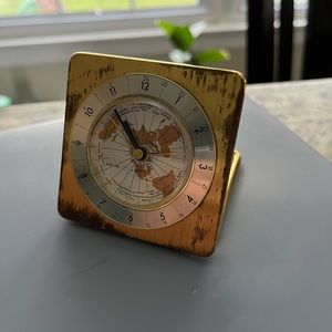 Vintage world clock decor